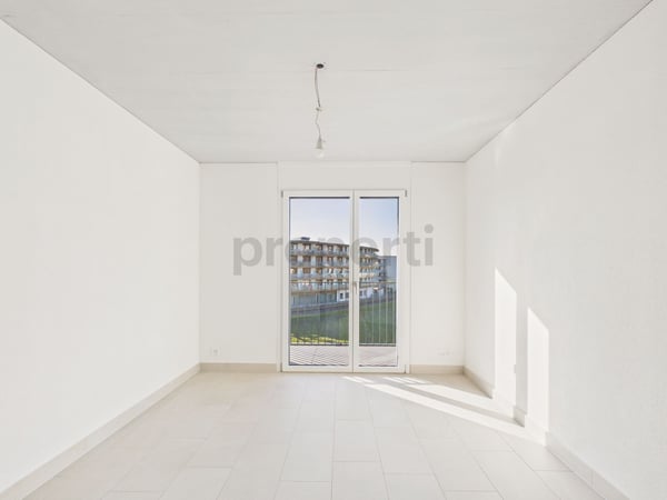 Lichtdurchflutete 4.5-Zimmer-Neubauwohnung in Buchs - Kanton Zürich 9