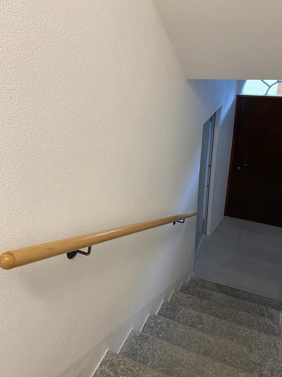 Elegante casa indipendente 5 locali con balcone ristrutturata, Riviera 6
