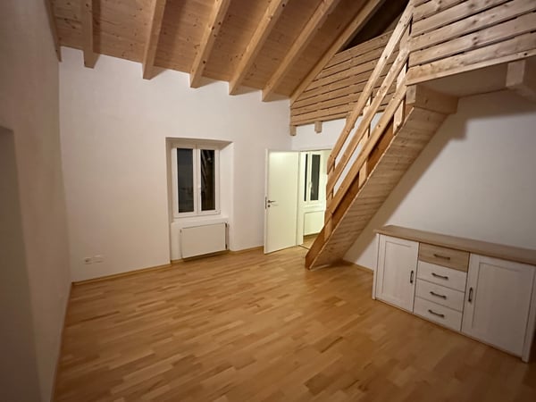 Elegante casa indipendente 5 locali con balcone ristrutturata, Riviera 1