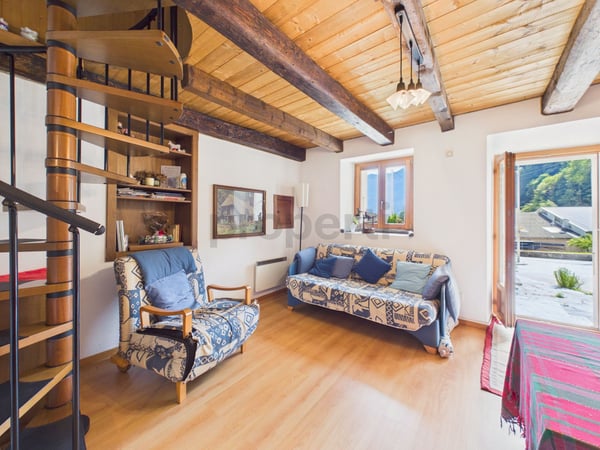 Elegante 2.5 locali row-house con balcone, Blenio 2