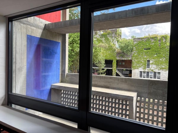 Wohnen in einer Ikone der Schweizer ArchitekturEinzigartige Maisonettewohnung im denkmalgeschützten Atelier-5-Ensemble in Flamatt 11