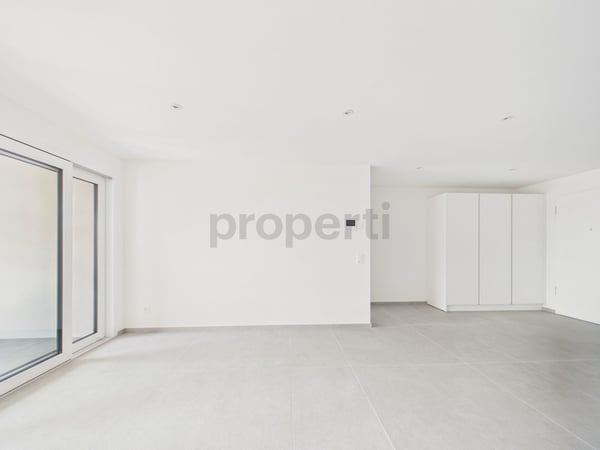 Moderno 2.5 locali appartamento con cantina e parcheggio, Biasca 4