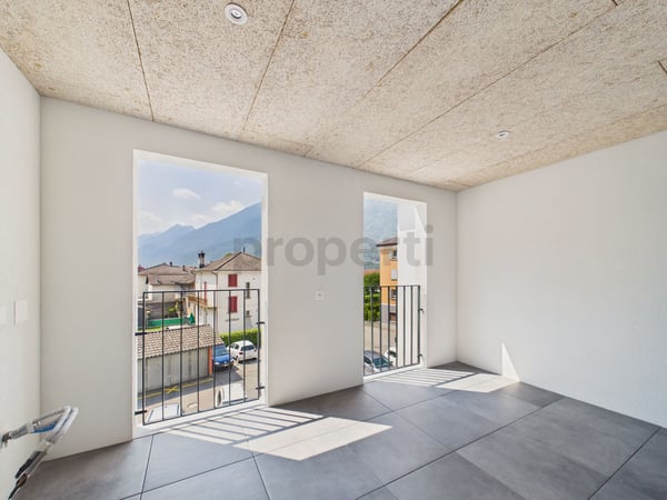 Moderno 2.5 locali appartamento con cantina e parcheggio, Biasca 5