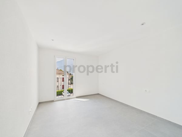 Moderno 2.5 locali appartamento con cantina e parcheggio, Biasca 6