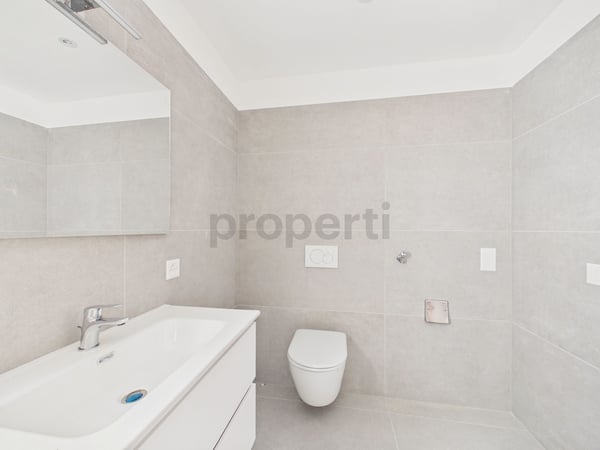 Moderno attico 3.5 locali con parcheggio privato, Biasca 9
