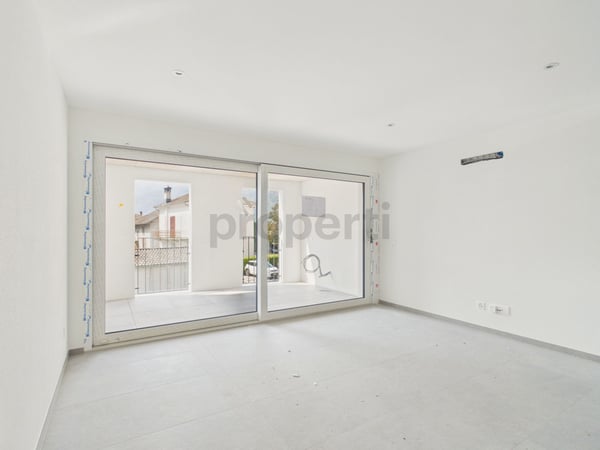 Moderno attico 3.5 locali con parcheggio privato, Biasca 2