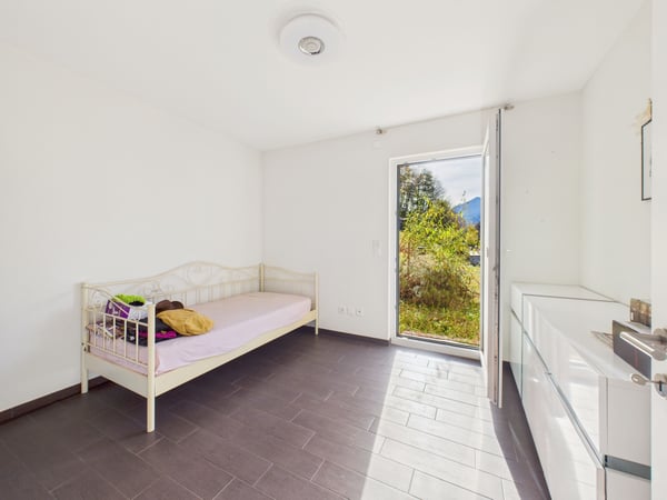 Affascinante villa a Blenio - design moderno e spazi generosi in un contesto pittoresco 9