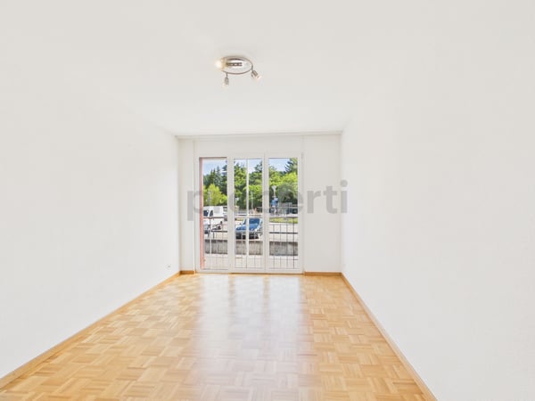 Exklusives Wohnung in bester Mikrolage - nur 30 Min. nach Zürich HB 9