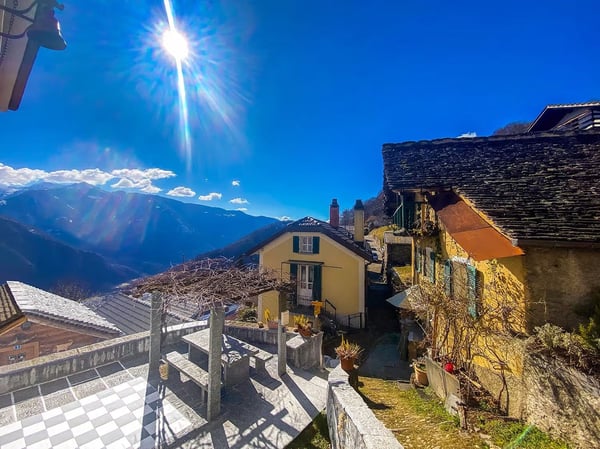 Charmantes Reihenhaus in Santa Maria Calanca mit Panoramablick 9