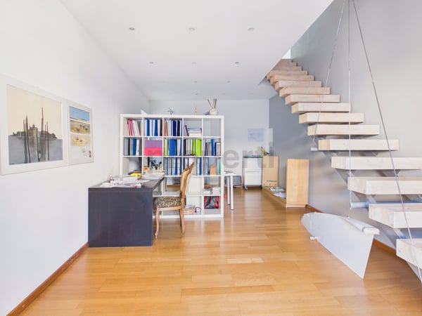 Palazzina ristrutturata composta da attico e due appartamenti, a Contone 7