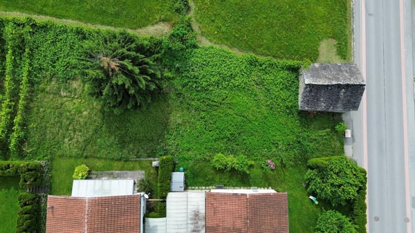 Terreno edificabile con potenziale a Claro 5