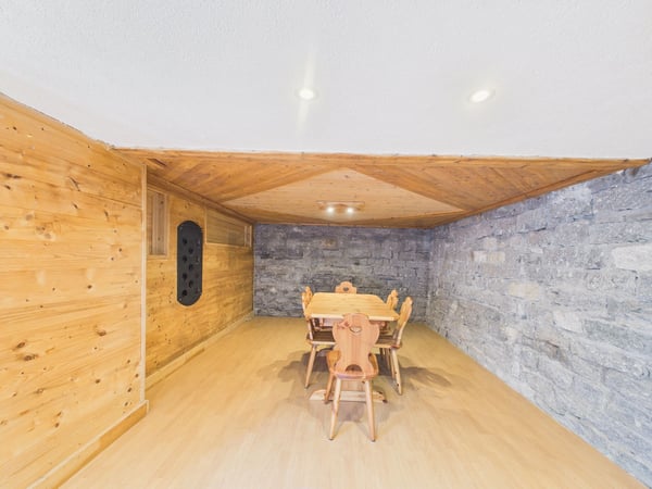 Elegante casa indipendente 4.5 locali con vista sulle montagne a Pollegio 5
