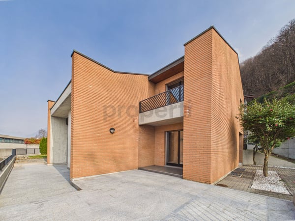Villa unifamiliare con vista panoramica - Sant'Antonino 2