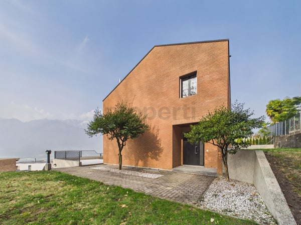 Villa unifamiliare con vista panoramica - Sant'Antonino 1