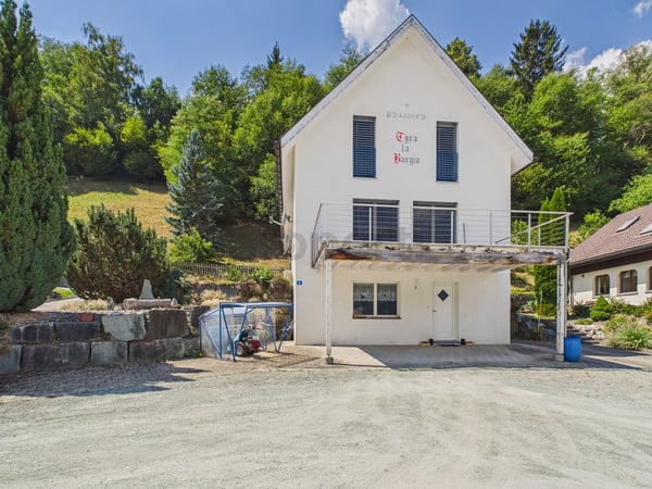 Ihr neues Zuhause mit Terrasse, Garten, Balkon und wunderbarer Aussicht 12