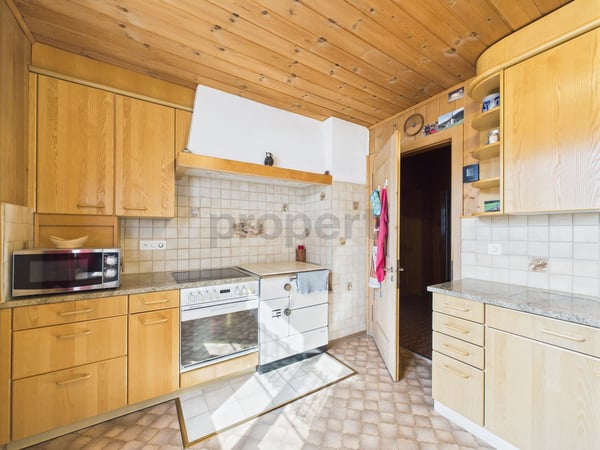 Charmantes Zweifamilienhaus mit Potenzial - ideal als Mehrgenerationenhaus oder Erst- und Zweitwohnsitz 4