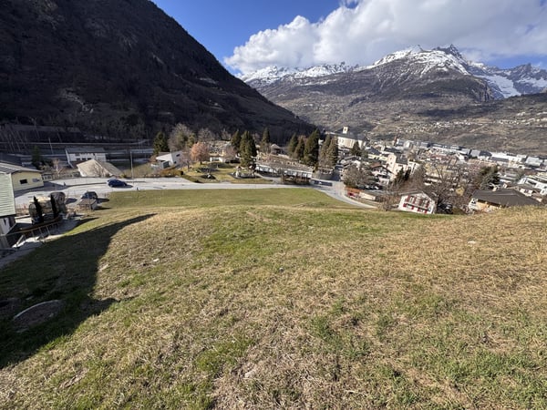 Ruhiges 0-Zimmer-Baugrundstück mit Entwicklungspotenzial, Visp 5