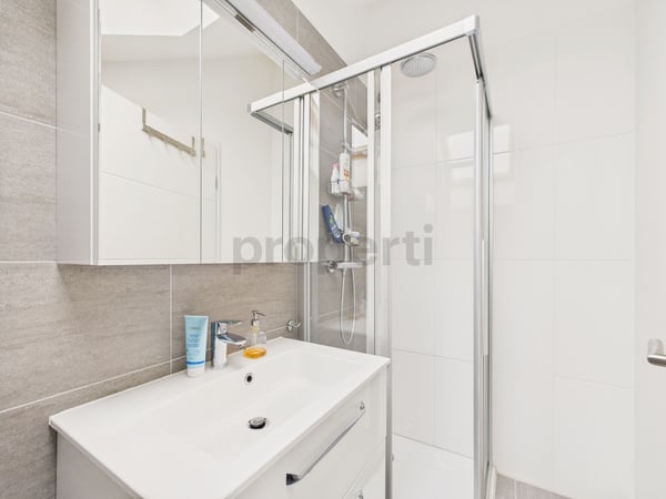 Jolie maison mitoyenne moderne de 4.5 pièces au coeur de St-Aubin 10