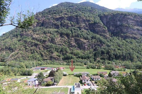 Terreno edificabile in posizione soleggiata - Valle di Blenio (Corzoneso / Acquarossa) 2