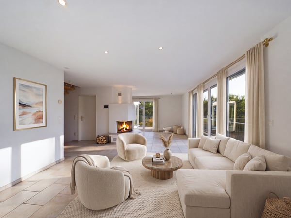 Süd-Ausrichtung am Rande des Naherholungsgebiets, wunderschöner Garten und Wintergarten 2