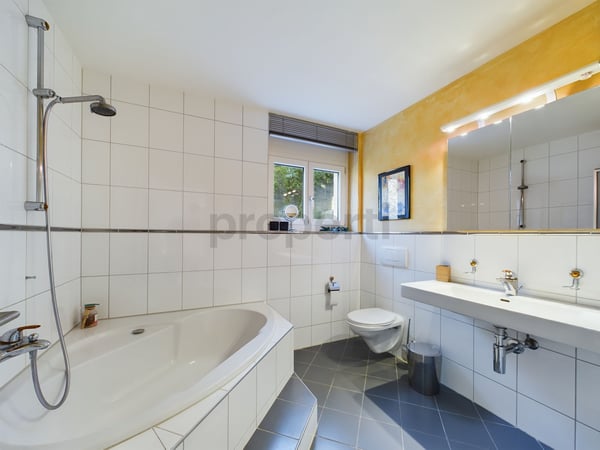 Doppeleinfamilienhaus mit 6.5-Zimmern im beliebten Bonstetten 9