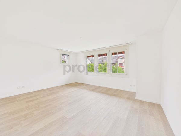 Sonniges 7.5-Zimmer-Reiheneckhaus an ruhiger Lage in Altendorf 8