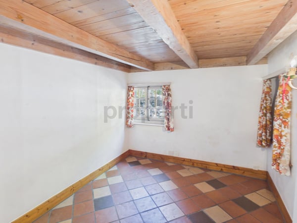 Maison villageoise de 3 appartements (2x 3.5 pces et 1x 2.5 pces) au calme absolu 7