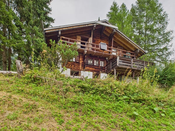 Chalet fascinant avec charme et histoire à Les Diablerets, VD 12