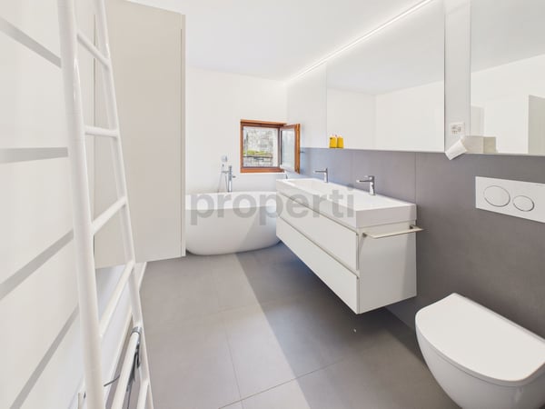 Modernes 9-Zimmer Einfamilienhaus mit Garten in Hombrechtikon 7