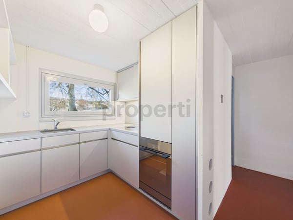 Wohnen in einer Ikone der Schweizer Architektur | Einzigartige 3.5-Zimmer-Wohnung im denkmalgeschützten Atelier-5-Ensemble in Flamatt 2