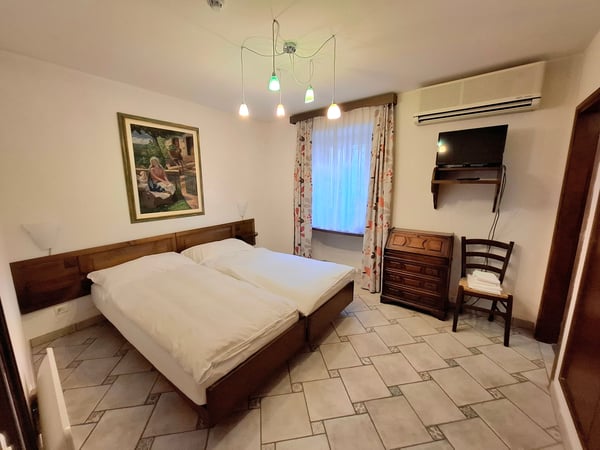 Casa plurifamiliare storica nel cuore del Canton Ticino! 8
