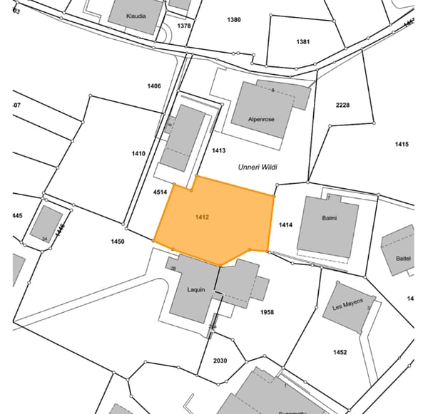 Seltene Parzelle in Saas-Fee, hohes Wertsteigerungspotenzial und viel Gestaltungsraum 1