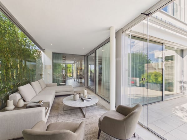 Exklusives Neubau-Einfamilienhaus in bester Lage von Binningen 7