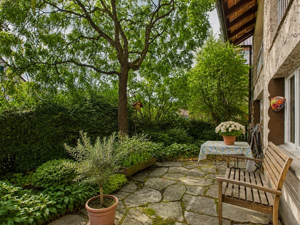 Charmante 6.5-Zimmer-Detached-House mit Bergsicht, Freudwil 10