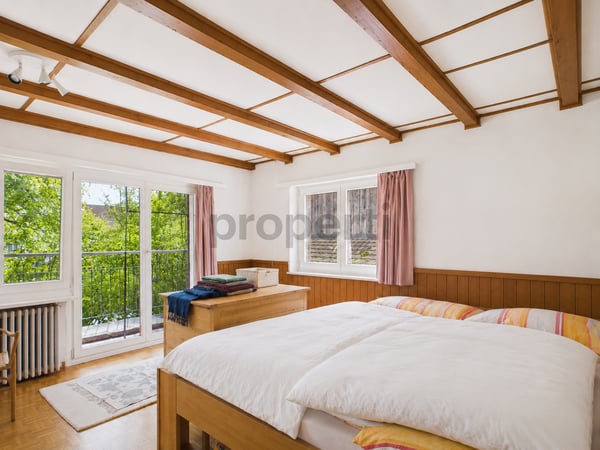 Charmante 6.5-Zimmer-Detached-House mit Bergsicht, Freudwil 6