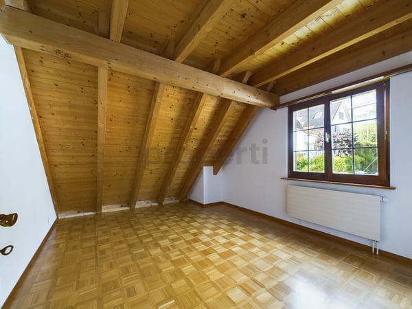 Erstklassige 4.5-Zimmer-Wohnung in Weiach mit wunderschöner Aussicht 8