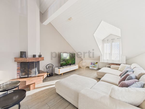 Élégant appartement de 4.5 pièces avec balcon ensoleillé à Treycovagnes. 5
