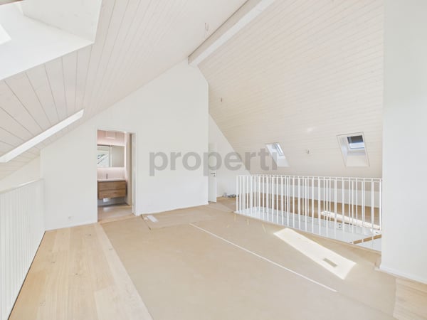 Erstbezug: Exklusive 4.5-Zimmer-Galeriewohnung mit beeindruckender Raumhöhe 8