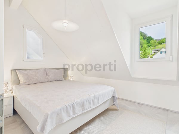 Ankommen, wohlfühlen, zuhause sein - charmante 6.5 Zimmer Maisonette auf zwei Ebenen 9