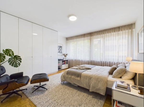 Zentrale Lage, Balkon zum ruhigen Hinterhof und Einstellplatz mit E-Ladestation 5