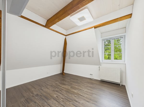 Kernsanierung 2015, viel Platz für die ganze Familie und sonniger Garten mit Pergola 9