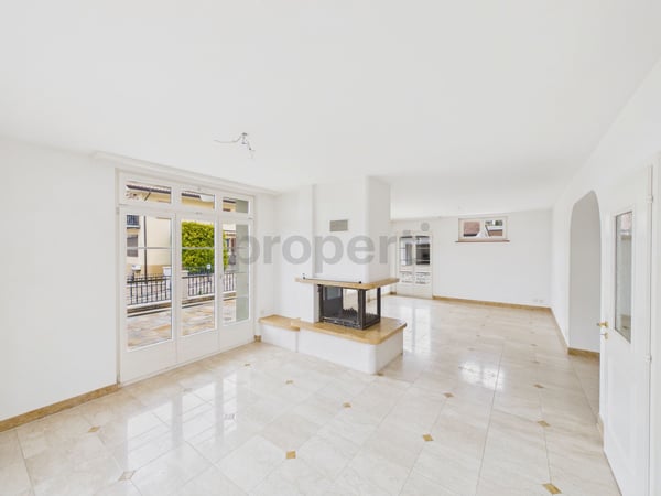 Appartement de 4,5 pièces, chauffage au sol, garage et place extérieure inclus 4