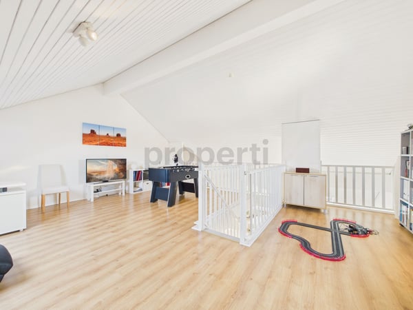 Élégant appartement de 4.5 pièces avec balcon ensoleillé à Treycovagnes. 10