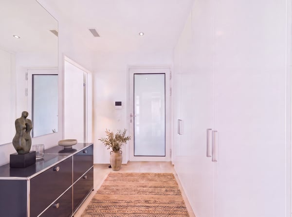 Minergie-zertifiziert mit Weitblick: Lift mit Direktzugang, 2 Badezimmer und 2 Einstellhallenplätze 4