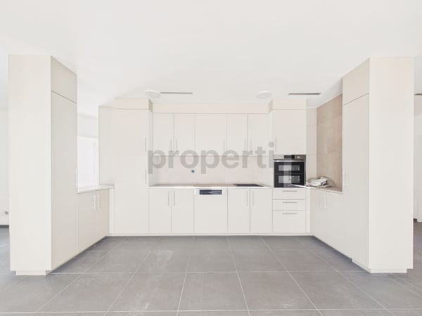 Neu renovierte 5.5-Zimmer-Eigentumswohnung mit Lift, Opfikon 6