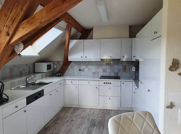 Helle 3.5-Zimmer-Dachwohnung mit Balkon, Lützelflüh 2