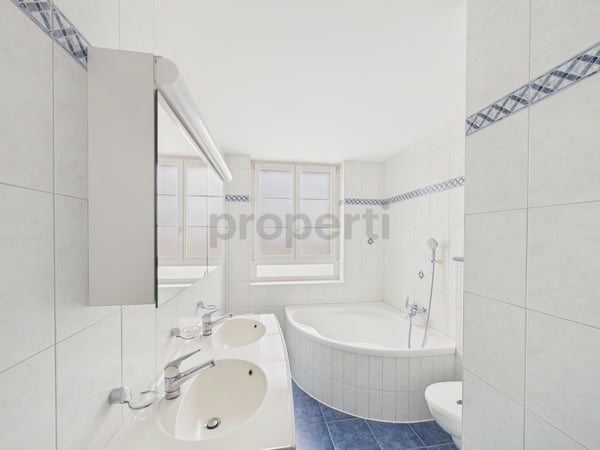 Appartement de 4,5 pièces, chauffage au sol, garage et place extérieure inclus 11