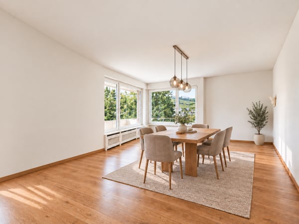 Traumhafter Garten mit Pergola und Fernsicht, Garage und Aussenparkplatz 2