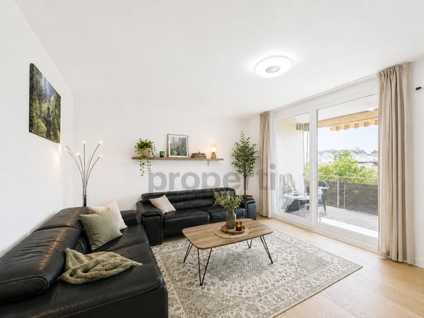 Renovierte 3.5-Zimmer-Wohnung mit Balkon und Einzelgarage in Rheineck 2