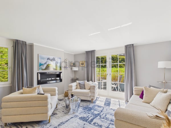 Elegante 2.5 Zimmer-Wohnung mit exklusivem Interieur in Oberterzen 1